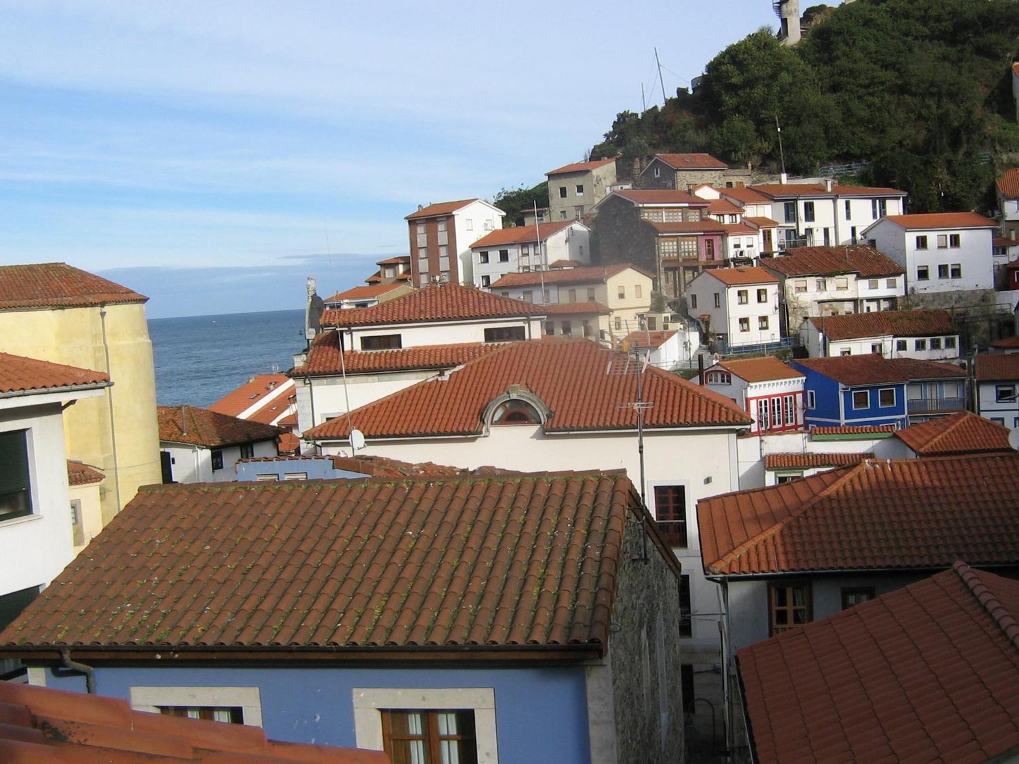 Apartamentos La Lula Cudillero Luaran gambar