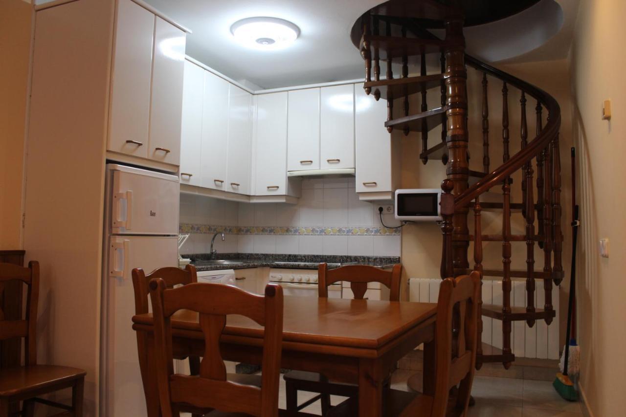 Apartamentos La Lula Cudillero Luaran gambar