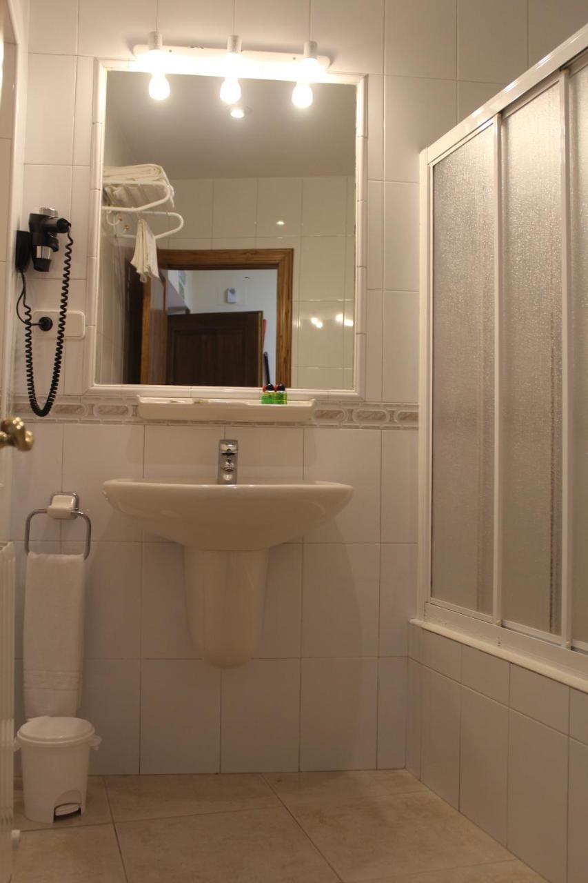 Apartamentos La Lula Cudillero Luaran gambar